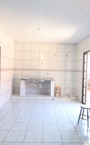 Casa à venda com 340m², 4 quartos e 4 vagasCozinha casa 2