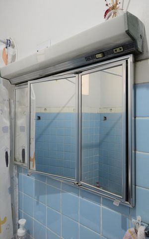 Casa à venda com 102m², 3 quartos e 1 vagaBanheiro