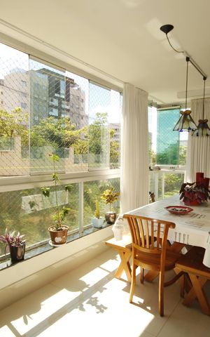 Apartamento à venda com 106m², 4 quartos e 2 vagasvaranda