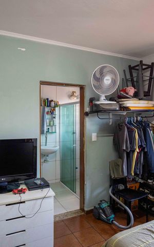 Casa à venda com 300m², 4 quartos e 3 vagasQuarto 1