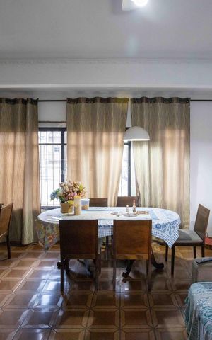 Casa à venda com 300m², 4 quartos e 3 vagasSala