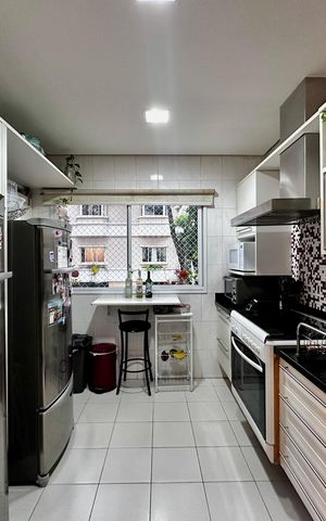 Casa de condomínio à venda com 224m², 4 quartos e 5 vagas Casa de condomínio à venda com 224m², 4 quartos e 5 vagasCozinha