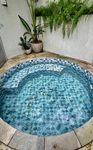 Casa de condomínio à venda com 224m², 4 quartos e 5 vagas Casa de condomínio à venda com 224m², 4 quartos e 5 vagasVaranda/Quintal