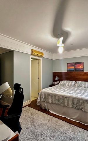 Casa de condomínio à venda com 224m², 4 quartos e 5 vagas Casa de condomínio à venda com 224m², 4 quartos e 5 vagasSuíte 1