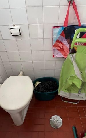 Apartamento à venda com 65m², 3 quartos e 1 vaga Apartamento à venda com 65m², 3 quartos e 1 vagaBanheiro de serviço