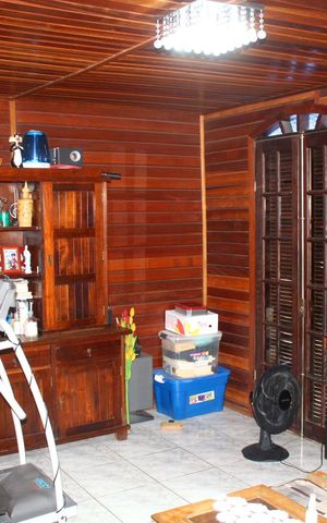 Casa para alugar com 180m², 4 quartos e 3 vagasSala