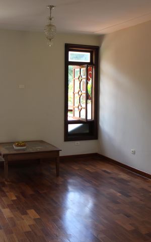 Casa de condomínio para alugar com 750m², 4 quartos e 3 vagasSala 2