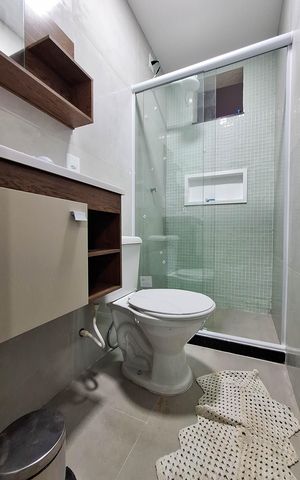 Apartamento à venda com 78m², 2 quartos e 1 vaga Apartamento à venda com 78m², 2 quartos e 1 vagaBanheiro Social