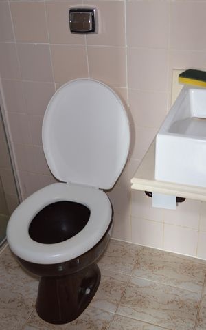 Apartamento à venda com 131m², 3 quartos e 3 vagasBanheiro da Suíte