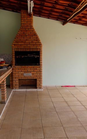 Casa à venda com 321m², 5 quartos e 3 vagas Casa à venda com 321m², 5 quartos e 3 vagasÁrea comum - Churrasqueira