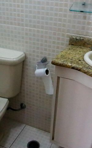 Casa à venda com 321m², 5 quartos e 3 vagas Casa à venda com 321m², 5 quartos e 3 vagasLavabo