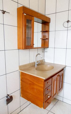 Casa à venda com 321m², 5 quartos e 3 vagas Casa à venda com 321m², 5 quartos e 3 vagasBanheiro da Suíte 2