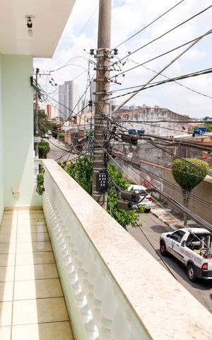 Casa à venda com 321m², 5 quartos e 3 vagas Casa à venda com 321m², 5 quartos e 3 vagasSacada