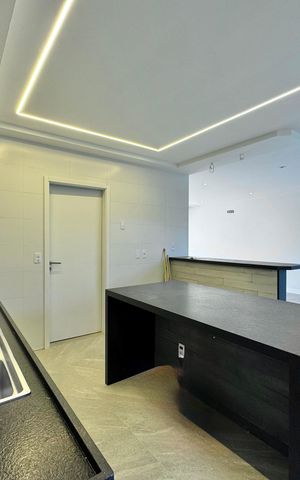 Casa de condomínio à venda com 180m², 4 quartos e 2 vagas Casa de condomínio à venda com 180m², 4 quartos e 2 vagasCozinha