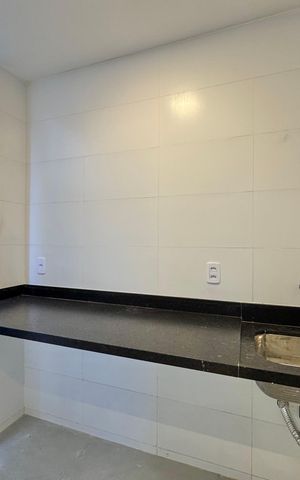 Casa de condomínio à venda com 180m², 4 quartos e 2 vagas Casa de condomínio à venda com 180m², 4 quartos e 2 vagasÁrea de Serviço