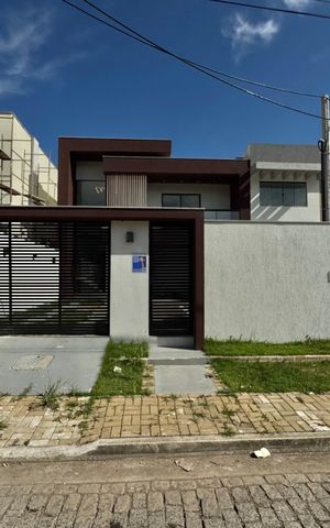 Casa de condomínio à venda com 180m², 4 quartos e 2 vagas Casa de condomínio à venda com 180m², 4 quartos e 2 vagasFachada