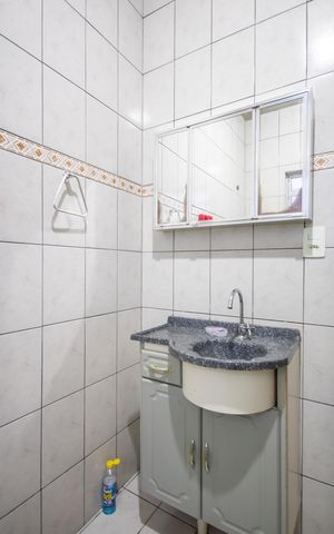 Casa para alugar com 182m², 3 quartos e 3 vagas Casa para alugar com 182m², 3 quartos e 3 vagasBanheiro 2