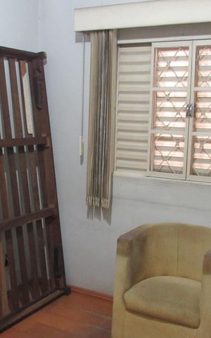 Casa à venda com 175m², 3 quartos e 2 vagasQuarto