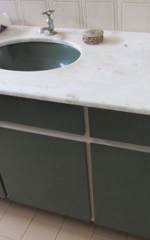 Casa à venda com 175m², 3 quartos e 2 vagasBanheiro