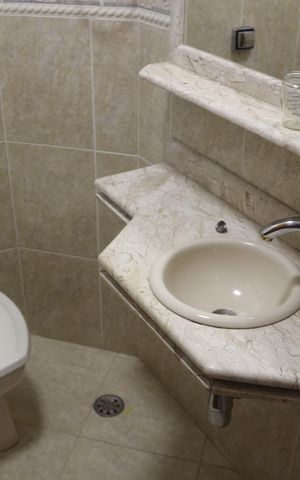 Casa à venda com 253m², 3 quartos e 5 vagasLavabo 2