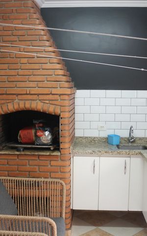 Casa à venda com 253m², 3 quartos e 5 vagasQuintal