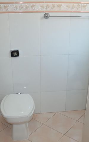 Casa à venda com 253m², 3 quartos e 5 vagasBanheiro da Suíte 3