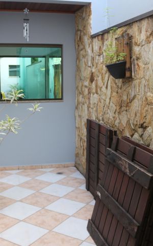 Casa à venda com 253m², 3 quartos e 5 vagasQuintal