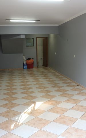 Casa à venda com 253m², 3 quartos e 5 vagasGaragem