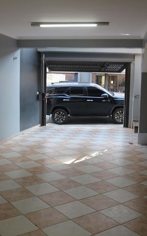 Casa à venda com 253m², 3 quartos e 5 vagasGaragem