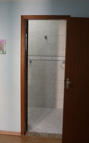 Casa à venda com 253m², 3 quartos e 5 vagasSuíte 2