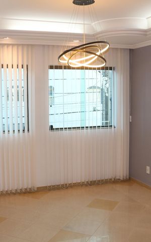 Casa à venda com 253m², 3 quartos e 5 vagasSala