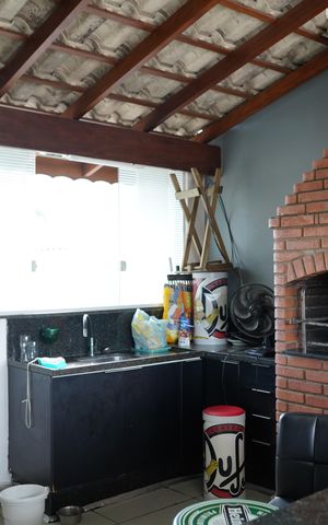 Casa de condomínio à venda com 217m², 3 quartos e 2 vagasChurrasqueira
