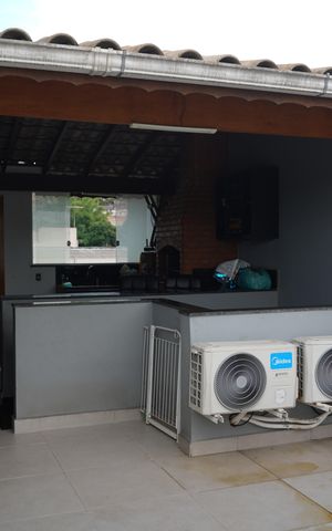 Casa de condomínio à venda com 217m², 3 quartos e 2 vagasÁrea Externa