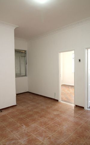 Apartamento para alugar com 64m², 2 quartos e sem vagaSala