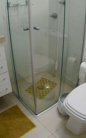 Casa de condomínio à venda com 115m², 4 quartos e 4 vagasBanheiro