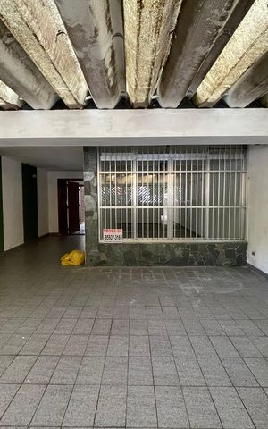 Casa à venda com 172m², 3 quartos e 3 vagas Casa à venda com 172m², 3 quartos e 3 vagasGaragem