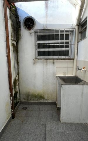 Casa à venda com 172m², 3 quartos e 3 vagas Casa à venda com 172m², 3 quartos e 3 vagasÁrea de Serviço