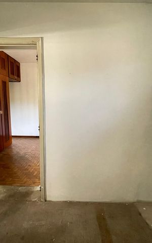 Casa à venda com 172m², 3 quartos e 3 vagas Casa à venda com 172m², 3 quartos e 3 vagasCloset do quarto 1