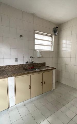 Casa à venda com 172m², 3 quartos e 3 vagas Casa à venda com 172m², 3 quartos e 3 vagasCozinha