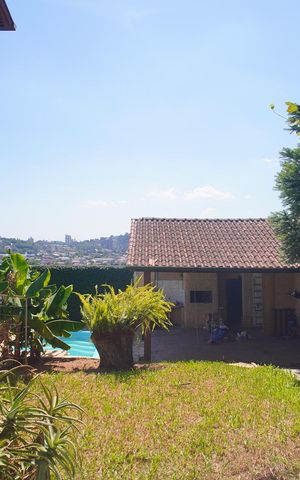Casa à venda com 296m², 4 quartos e 2 vagas Casa à venda com 296m², 4 quartos e 2 vagasvista da sala