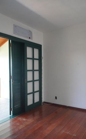 Casa à venda com 296m², 4 quartos e 2 vagas Casa à venda com 296m², 4 quartos e 2 vagasQuarto 3