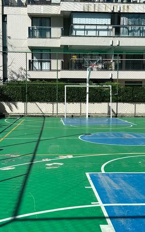 Apartamento à venda com 148m², 3 quartos e 2 vagas Apartamento à venda com 148m², 3 quartos e 2 vagasQuadra Esportiva