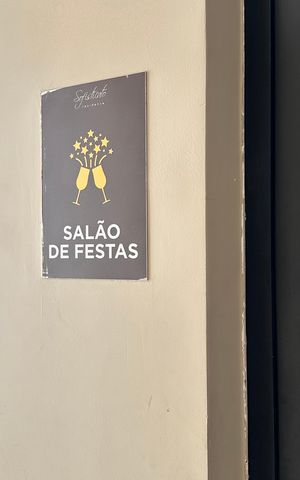 Apartamento à venda com 148m², 3 quartos e 2 vagas Apartamento à venda com 148m², 3 quartos e 2 vagasÁrea comum - Salão de festas