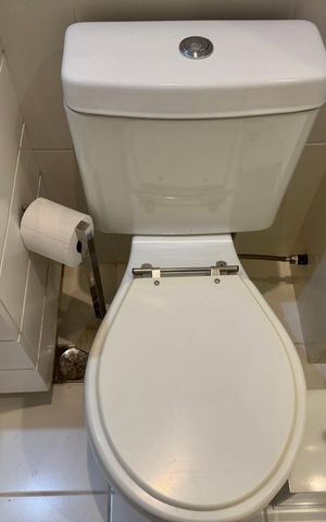 Apartamento à venda com 138m², 3 quartos e 2 vagas Apartamento à venda com 138m², 3 quartos e 2 vagasBanheiro da Suíte