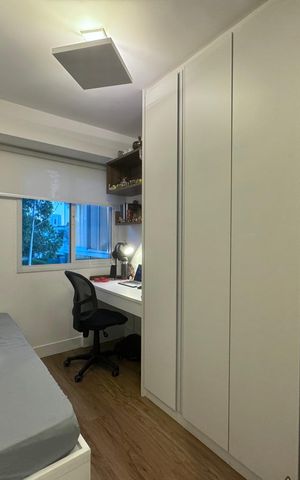Apartamento à venda com 138m², 3 quartos e 2 vagas Apartamento à venda com 138m², 3 quartos e 2 vagasQuarto 1