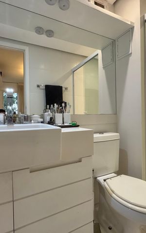 Apartamento à venda com 138m², 3 quartos e 2 vagas Apartamento à venda com 138m², 3 quartos e 2 vagasBanheiro da Suíte