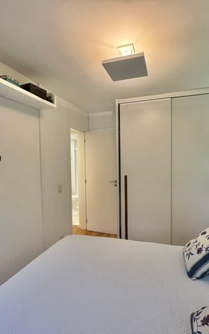Apartamento à venda com 138m², 3 quartos e 2 vagas Apartamento à venda com 138m², 3 quartos e 2 vagasSuíte