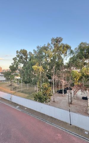 Apartamento à venda com 138m², 3 quartos e 2 vagas Apartamento à venda com 138m², 3 quartos e 2 vagasTerraço