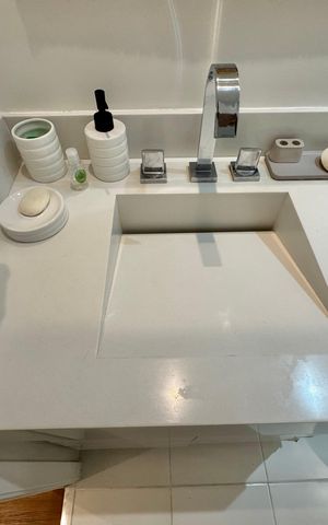 Apartamento à venda com 138m², 3 quartos e 2 vagas Apartamento à venda com 138m², 3 quartos e 2 vagasBanheiro Social 1