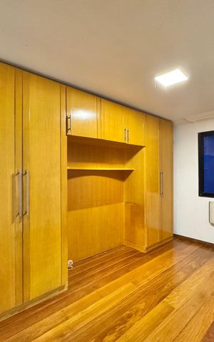 Apartamento à venda com 180m², 3 quartos e 1 vaga Apartamento à venda com 180m², 3 quartos e 1 vagaSuíte